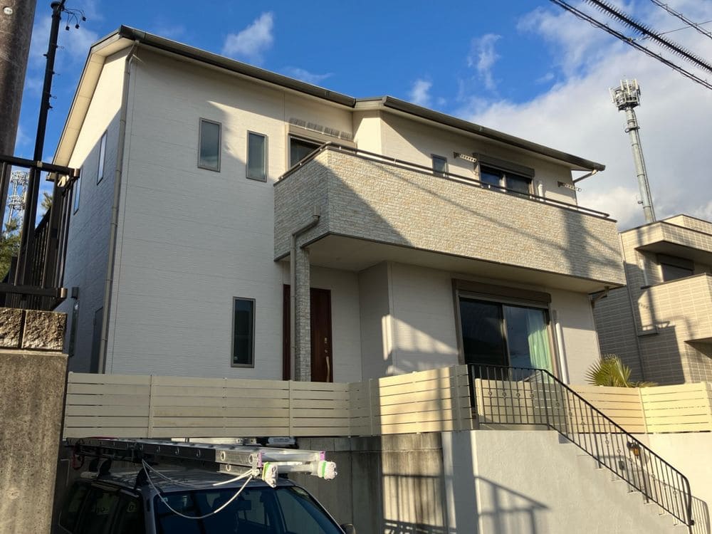 奈良市の外壁塗装、屋根塗装をリペイント匠が施工した写真