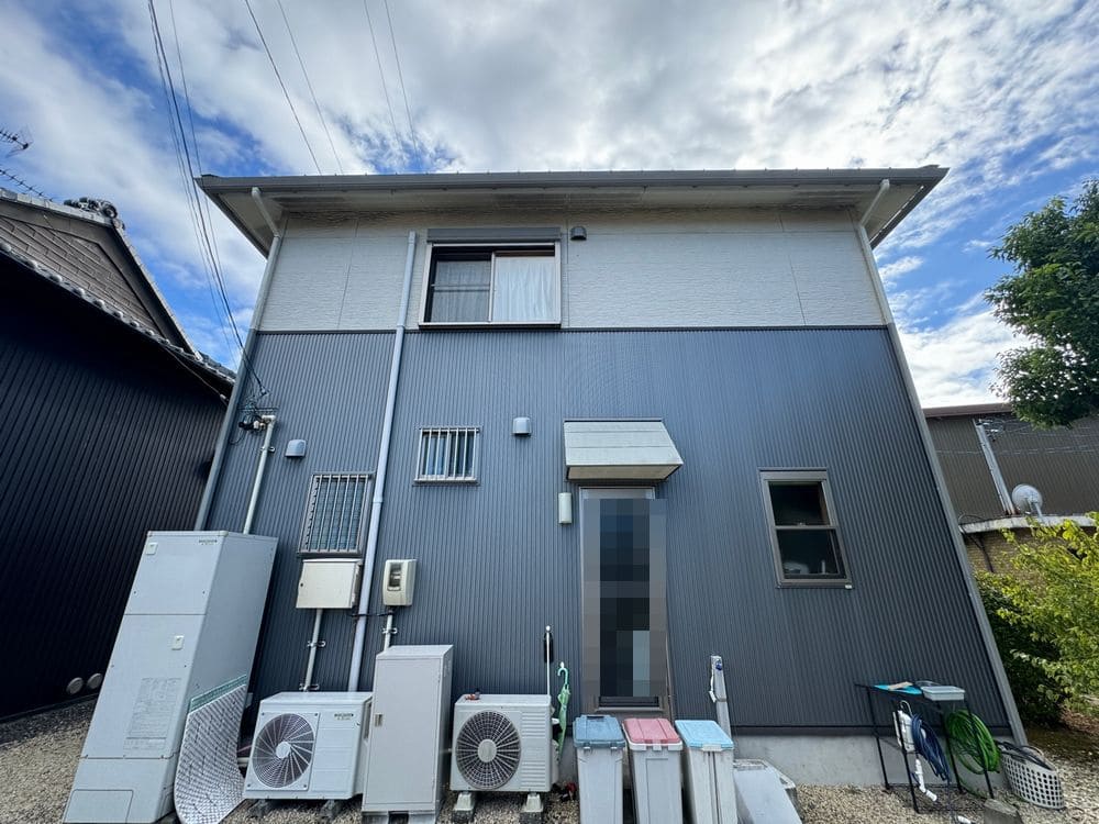 M様(生駒市)施工前_外壁全体 生駒市の外壁塗装、屋根塗装をリペイント匠が施工した写真