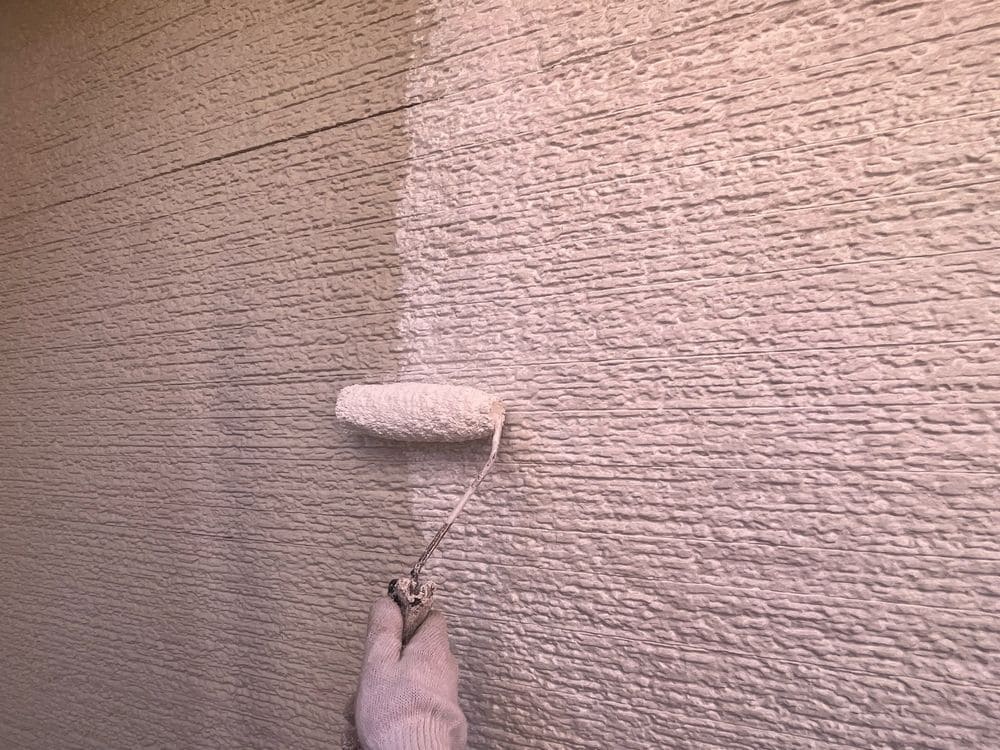 H様(生駒市)外壁_下塗り 生駒市の外壁塗装をリペイント匠が施工した写真