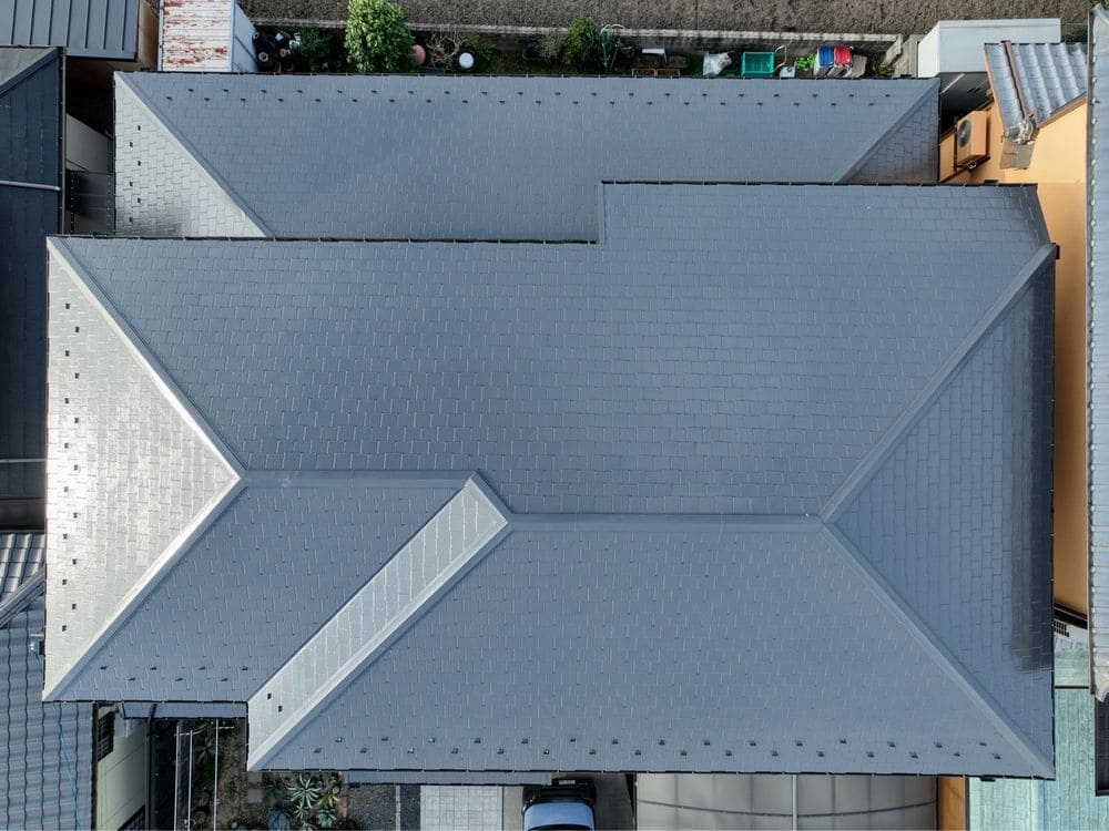 T様(生駒市)施工後_屋根全体 生駒市の屋根塗装をリペイント匠が施工した写真