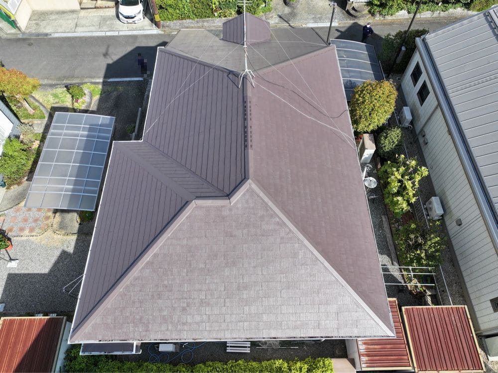 M様(生駒市)_施工後_屋根全体 (2) 生駒市の外壁塗装、屋根塗装をリペイント匠が施工した写真