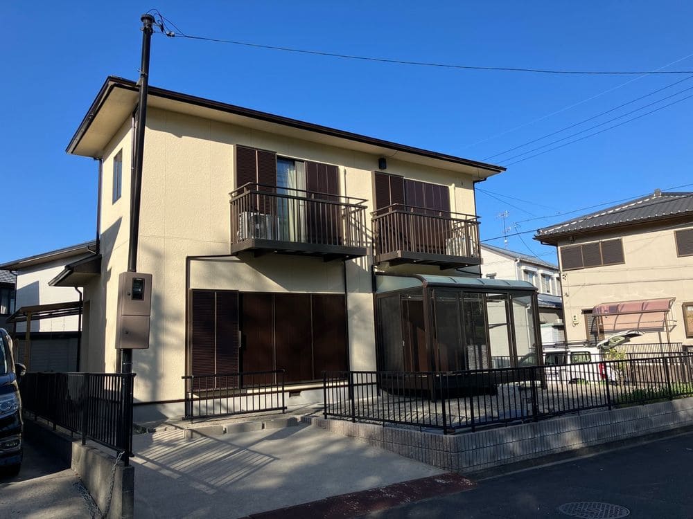 O様(津)施工後_外壁全体 (2) 奈良市の外壁塗装、屋根塗装をリペイント匠が施工した写真