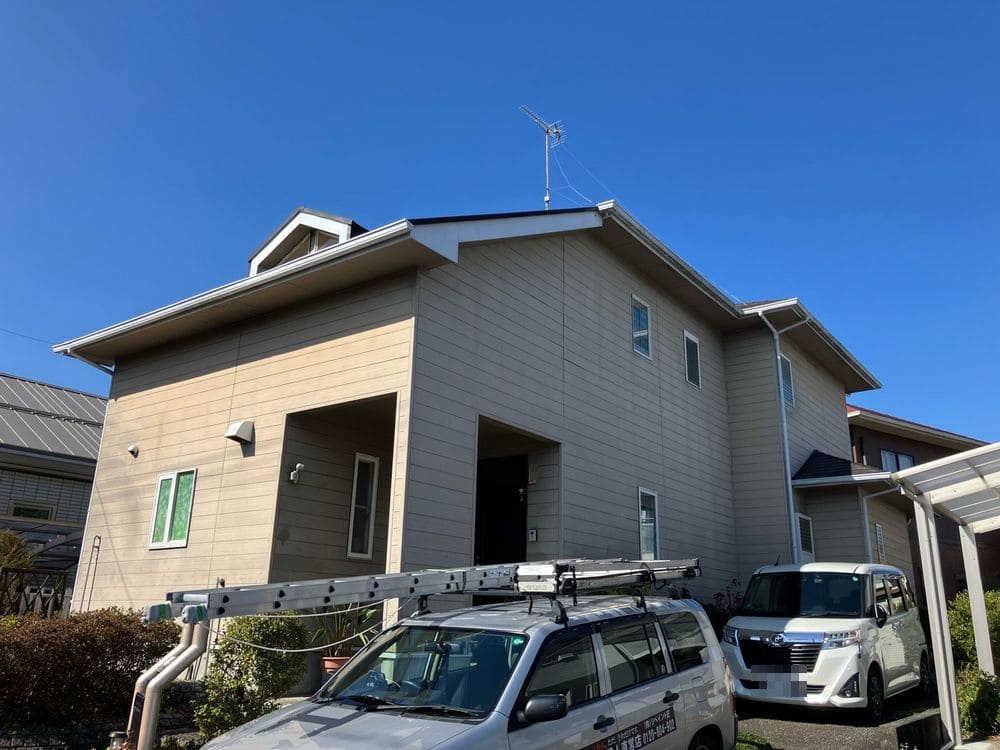 M様(生駒市)_施工前_外壁全体 (2) 生駒市の外壁塗装、屋根塗装をリペイント匠が施工した写真