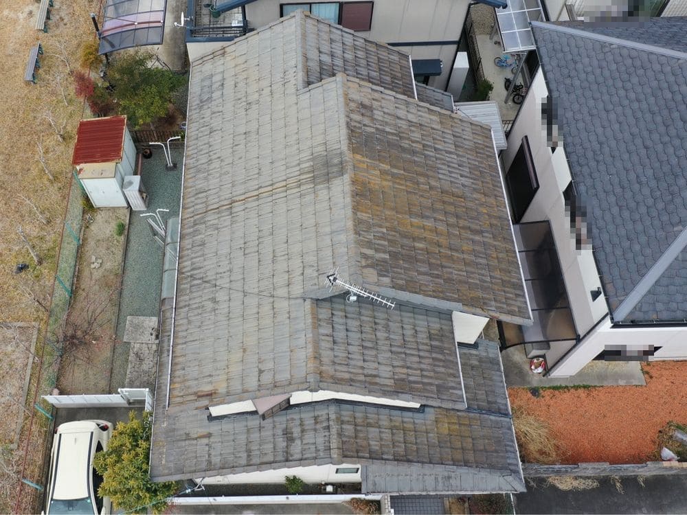 H様(奈良市)施工前_屋根2 奈良市の屋根葺き替え工事をリペイント匠が施工した写真
