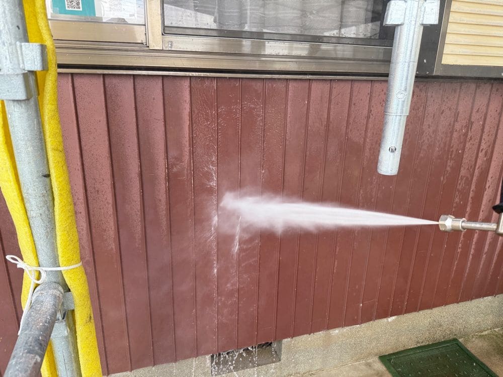 H様(生駒市)_高圧洗浄(外壁) (2) 生駒市の外壁塗装をリペイント匠が施工した写真