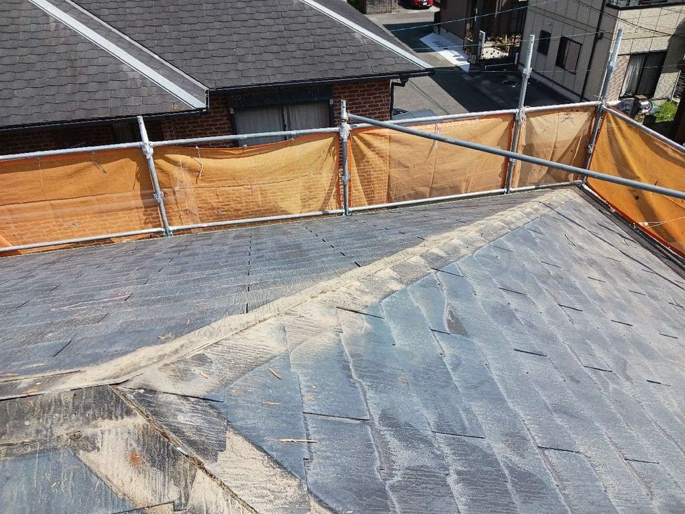 棟板金(貫板撤去後) 生駒市で屋根工事をリペイント匠が施工した写真