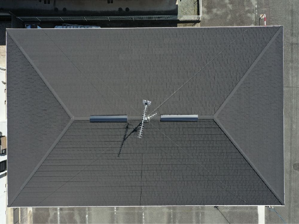 F様(津)施工後_屋根全体 奈良市の外壁塗装・屋根工事をリペイント匠が施工した写真