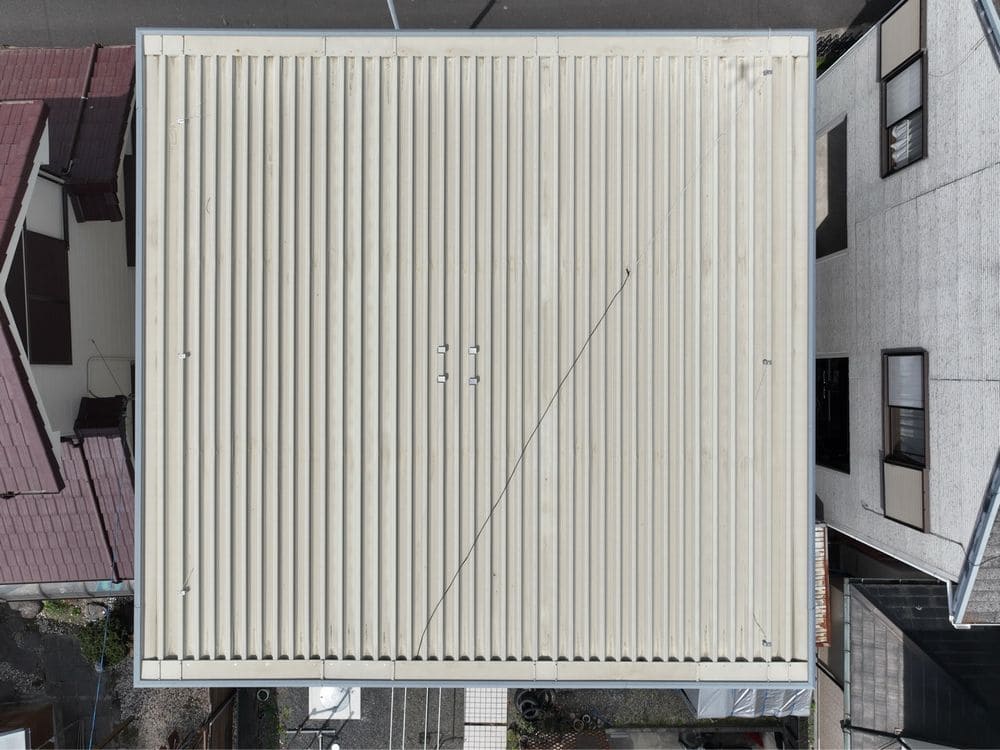 橿原市の屋根塗装をリペイント匠が施工した写真