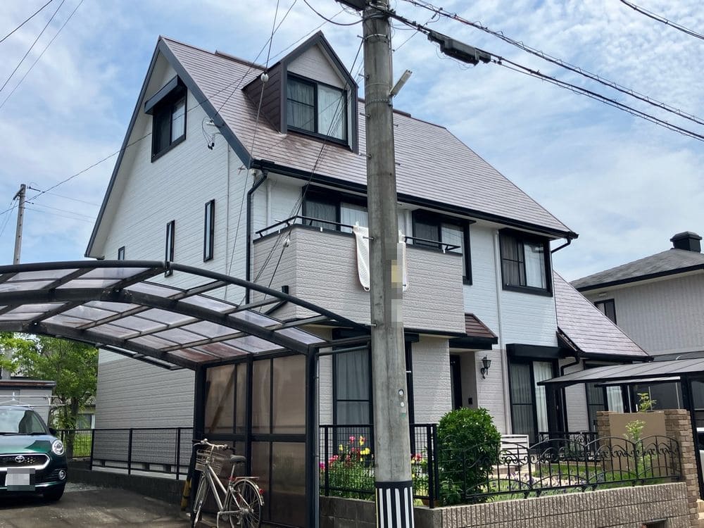 N様(松阪)施工後_外壁全体 (2) 生駒市の外壁塗装、屋根塗装をリペイント匠が施工した写真