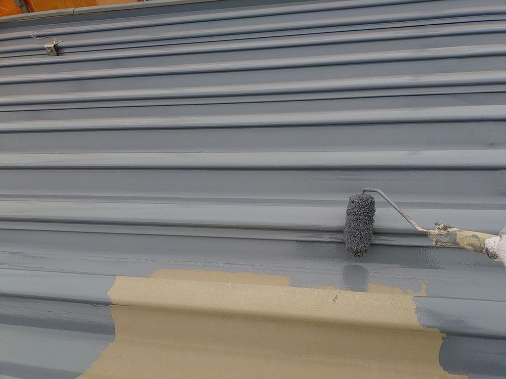橿原市の屋根塗装をリペイント匠が施工した写真