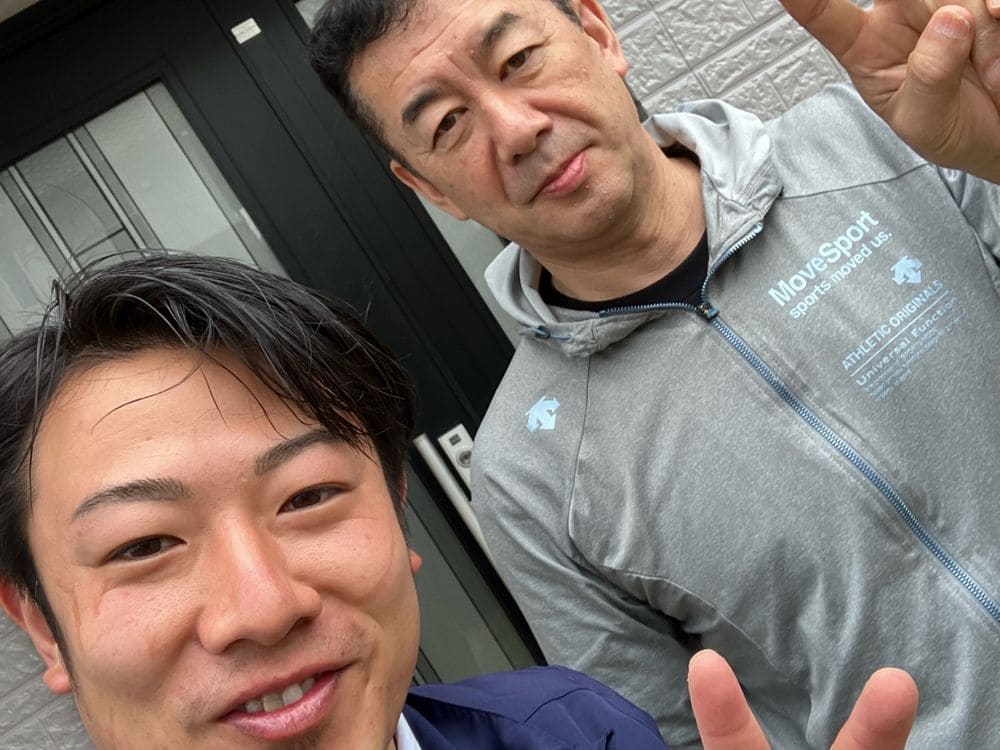 N様(松阪)2ショット 生駒市の外壁塗装、屋根塗装をリペイント匠が施工した写真