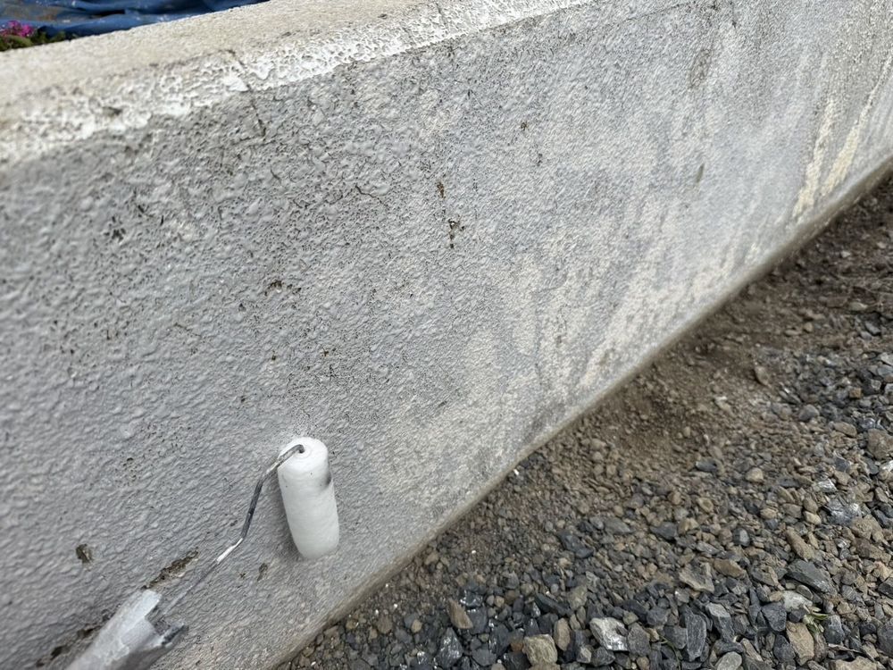 H様(奈良市員弁町)塀(下塗り) 奈良市の外壁塗装をリペイント匠が施工した写真