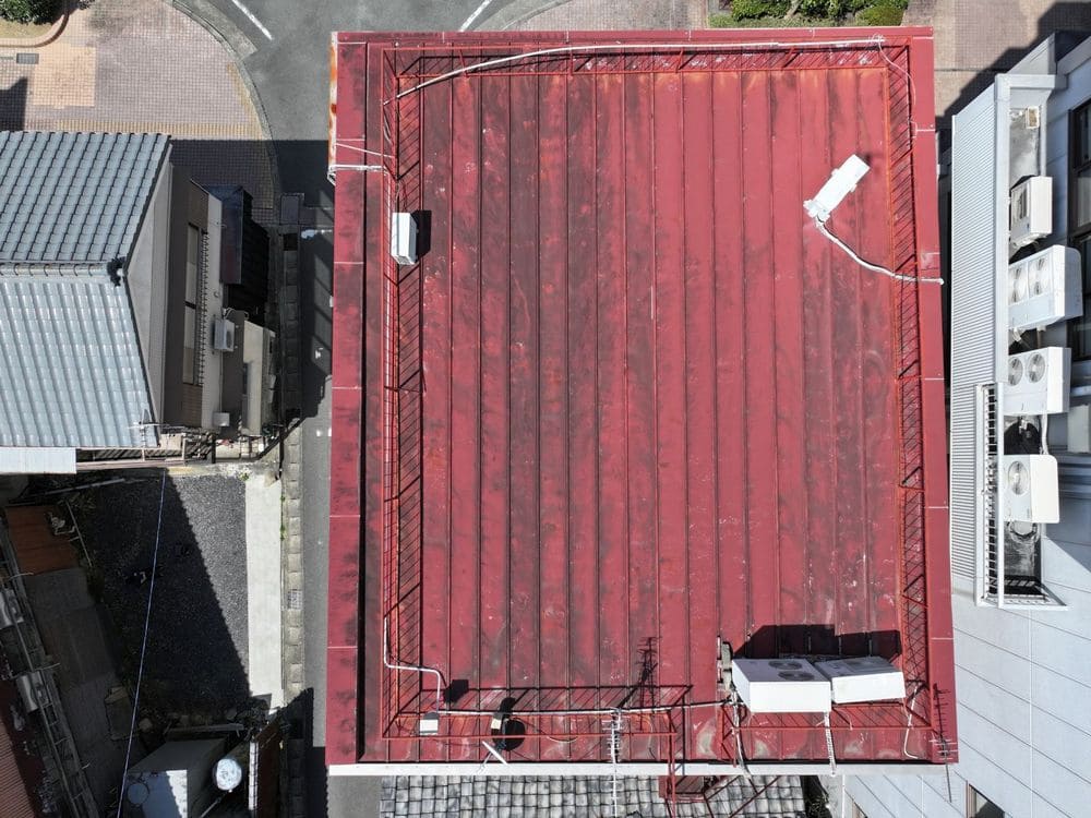 T様(橿原市)屋根_施工前 橿原市の屋根カバー工事をリペイント匠が施工した写真