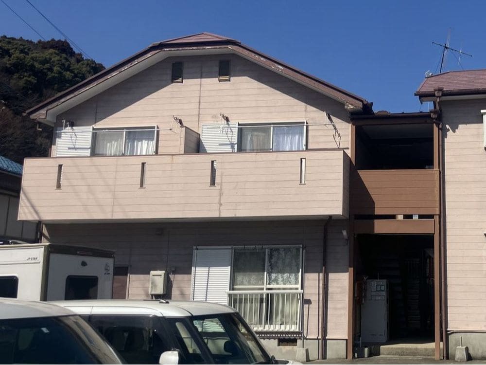 O様(志摩)施工前_外壁全体 (2) 奈良市の外壁塗装、屋根塗装、屋根工事、防水工事をリペイント匠が施工した写真