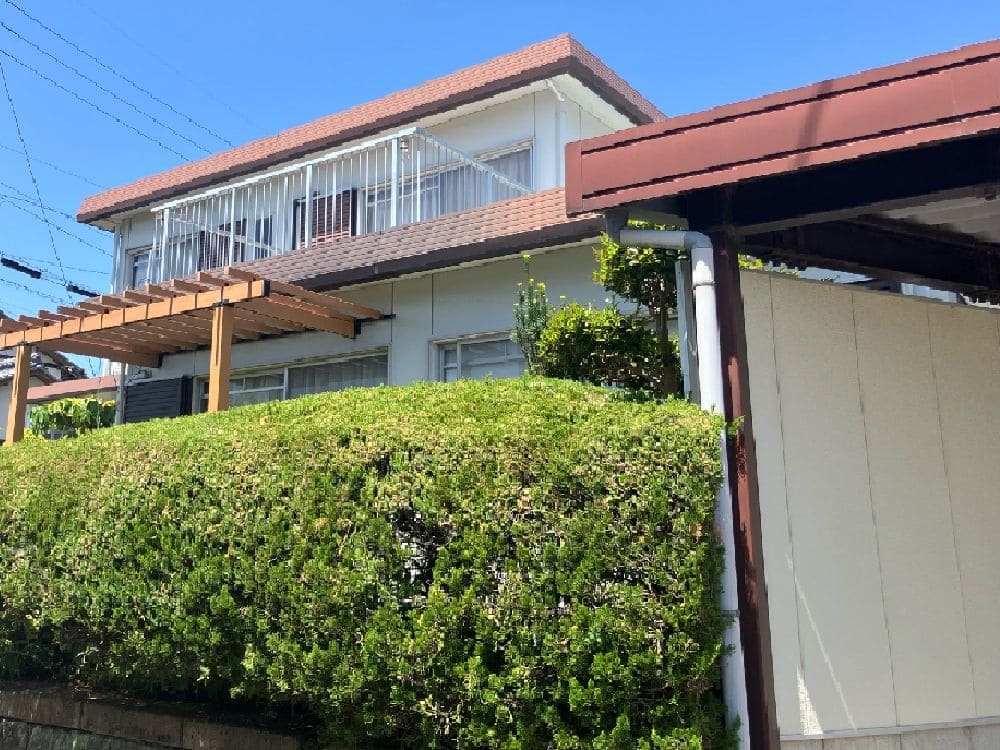 K様(津)施工前_外壁全体 (6) 奈良市の外壁塗装、屋根塗装をリペイント匠が施工した写真