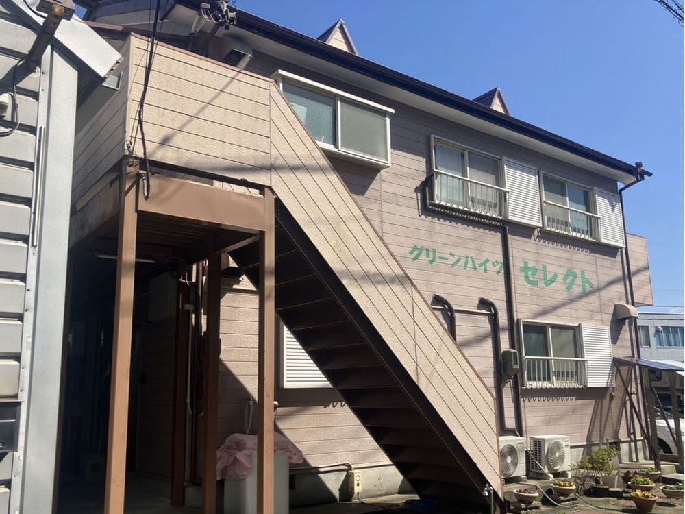 O様(志摩)施工前_外壁全体 奈良市の外壁塗装、屋根塗装、屋根工事、防水工事をリペイント匠が施工した写真