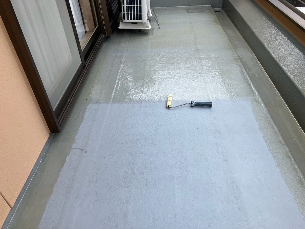生駒市_S様_防水(プライマー) 生駒市の防水工事をリペイント匠が施工した写真