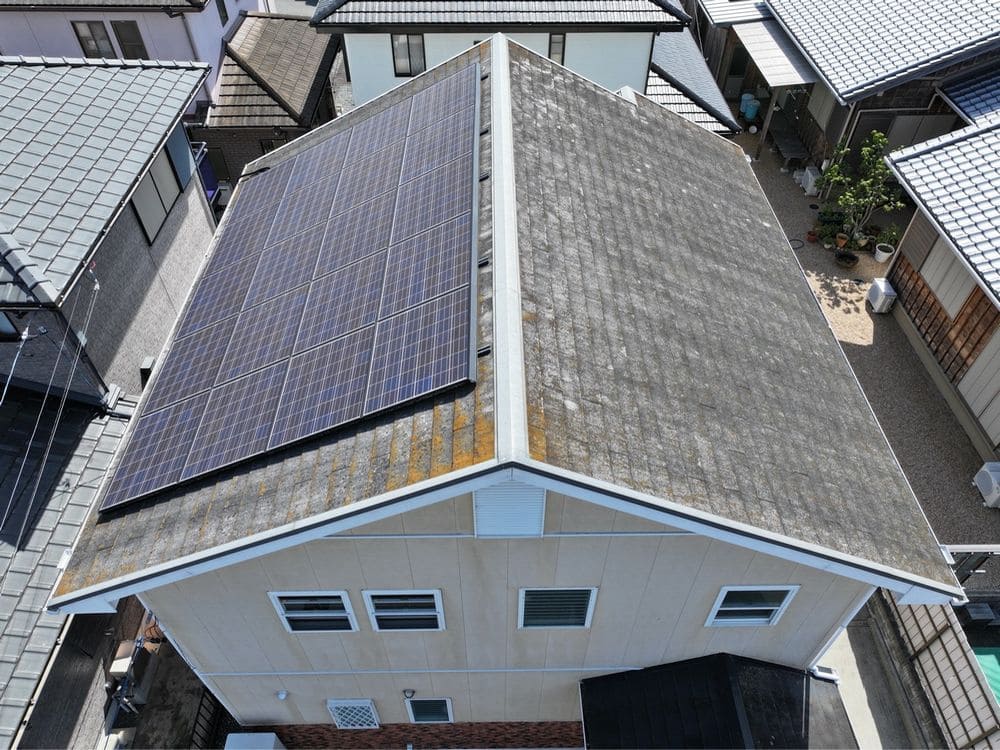 生駒市 T様 屋根 施工前 生駒市の外壁塗装をリペイント匠が施工した写真