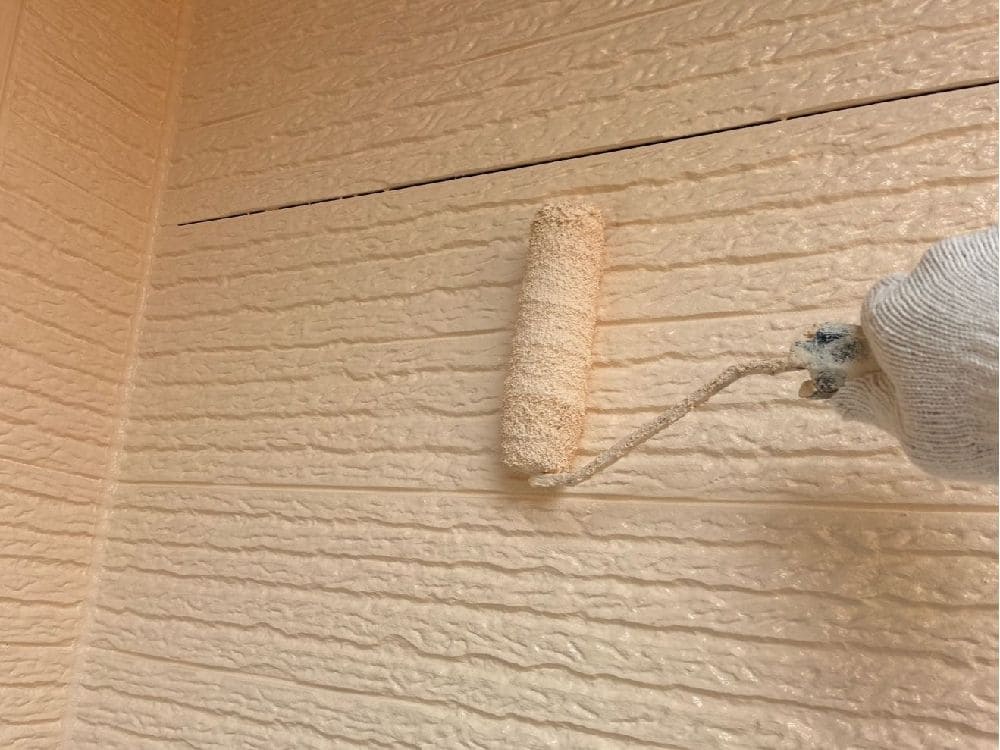 O様(津)外壁(上塗り2) 奈良市の外壁塗装、屋根塗装をリペイント匠が施工した写真