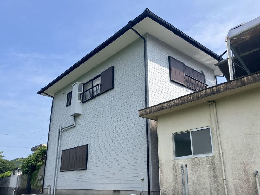 奈良市の外壁塗装、屋根塗装、防水工事をリペイント匠が施工した写真