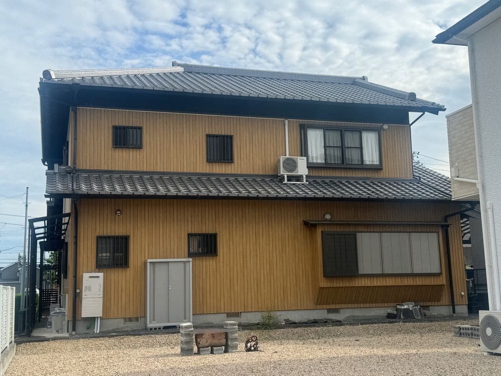 奈良市_K様_施工前_外壁全体 (2) 奈良市の外壁塗装をリペイント匠が施工した写真