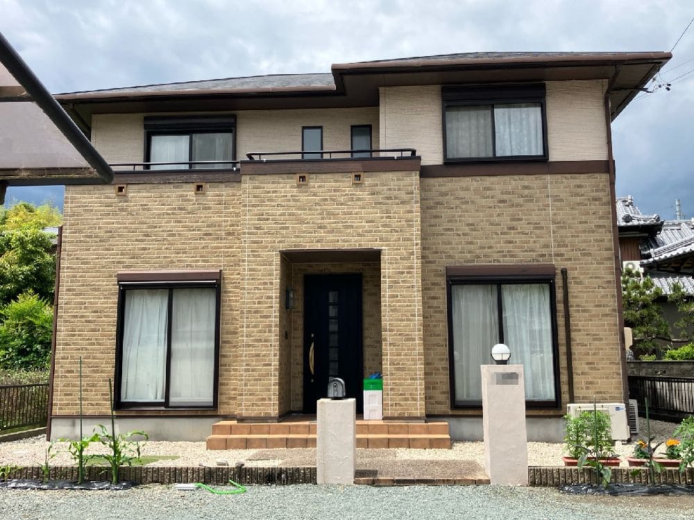 O様(津)施工前_外壁全体 奈良市の外壁塗装、屋根塗装をリペイント匠が施工した写真