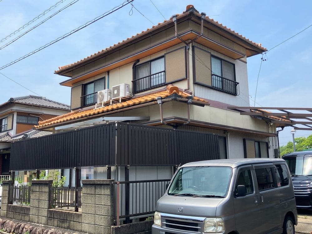 M様(生駒市)外壁_施工前3 生駒市の外壁塗装をリペイント匠が施工した写真