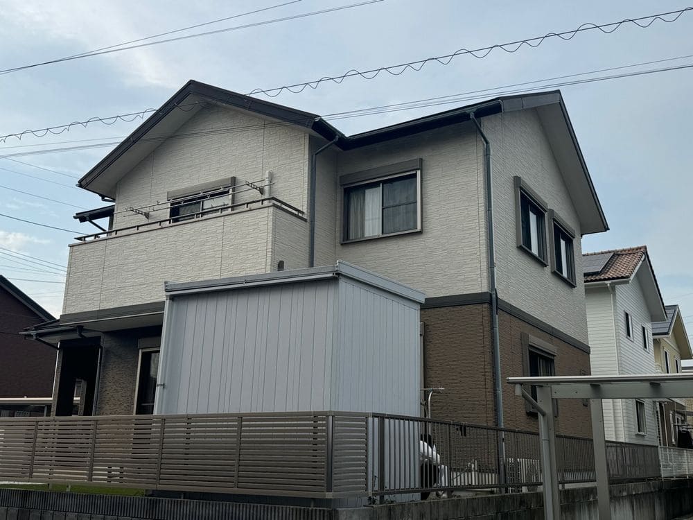 K様(奈良市員弁町)施工前_外壁全体 (2) 奈良市の外壁塗装、防水工事をリペイント匠が施工した写真