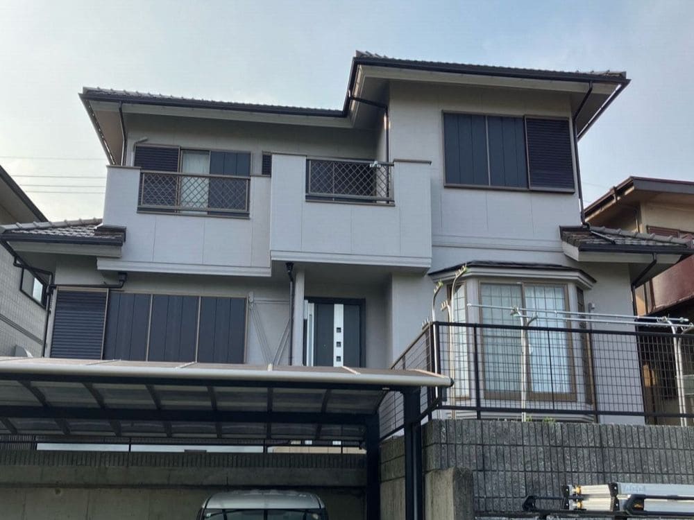 (奈良市)施工後_外壁全体 奈良市|一条工務店の住宅を素敵にリフォーム|安心で丁寧な仕事でした