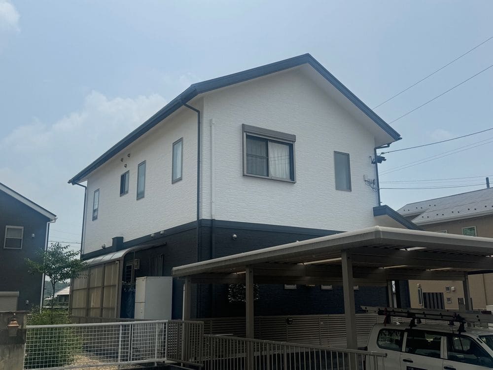 K様(奈良市員弁町)施工後_外壁全体 (2) 奈良市の外壁塗装、屋根塗装、防水工事をリペイント匠が施工した写真