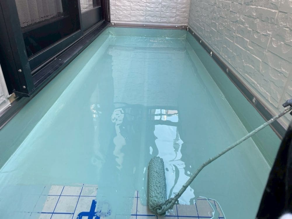 O様(生駒市)防水_1層目 生駒市の防水工事をリペイント匠が施工した写真
