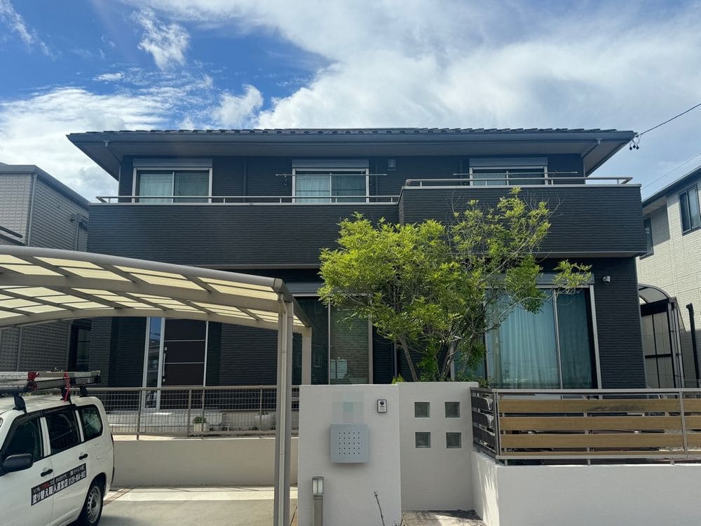 U様(三重郡奈良市)施工後_外壁全体 三重郡奈良市の外壁塗装をリペイント匠が施工した写真