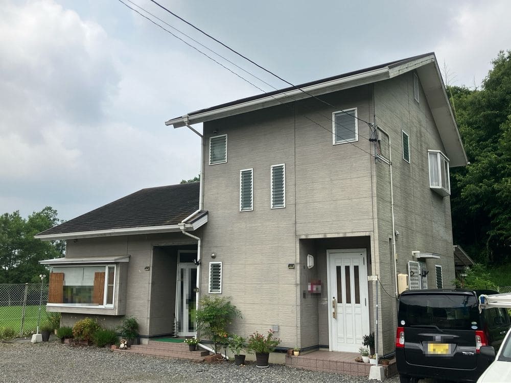 O様(生駒市)外壁_施工前3 生駒市の外壁塗装、屋根塗装をリペイント匠が施工した写真