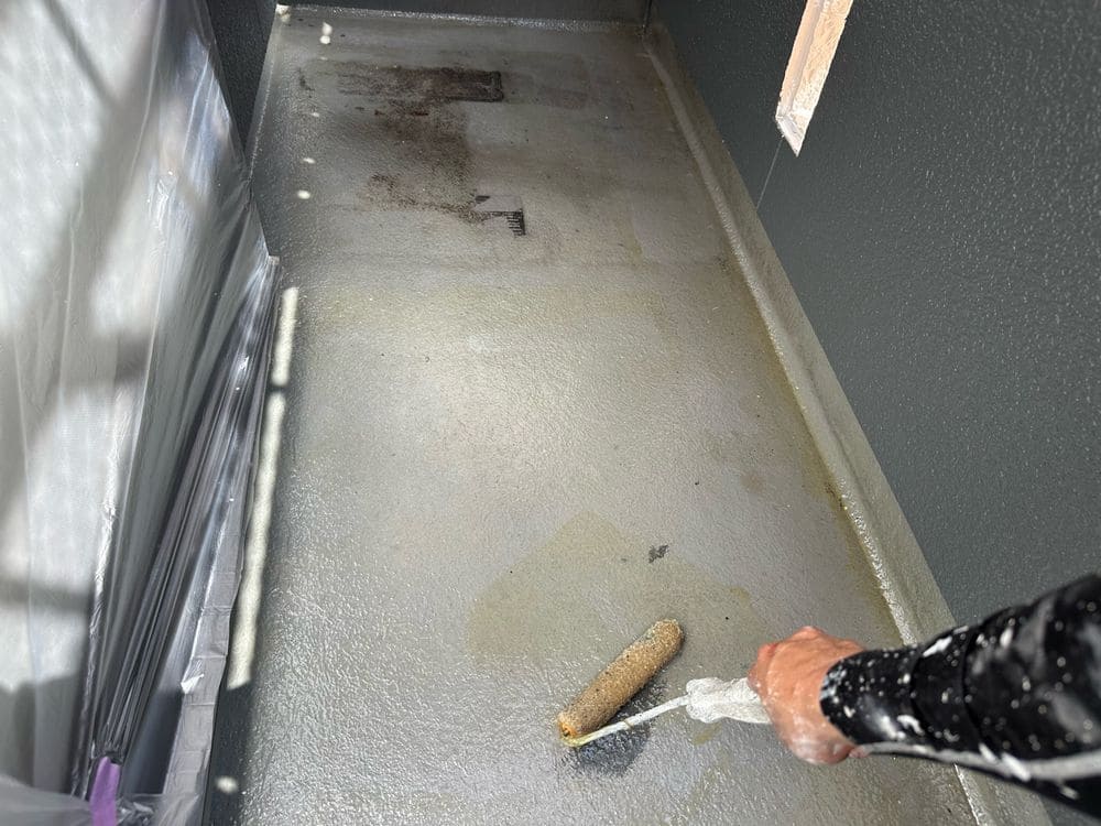 M様(奈良市)防水_プライマー 奈良市の防水工事をリペイント匠が施工した写真