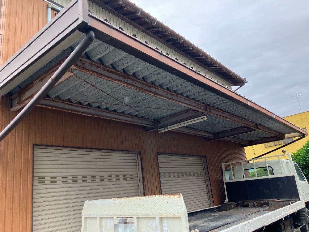M様(津)施工前_屋根全体 (1) 奈良市の外壁塗装、屋根塗装をリペイント匠が施工した写真