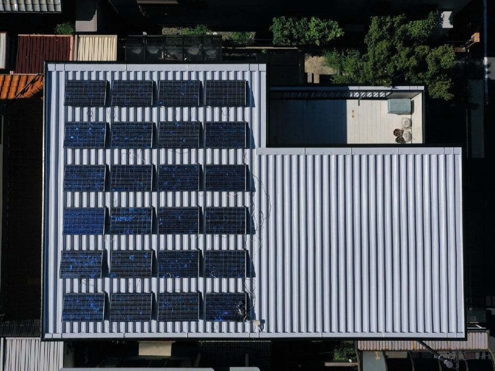 S様(津)施工後_屋根全体 奈良市の外壁塗装、屋根塗装をリペイント匠が施工した写真