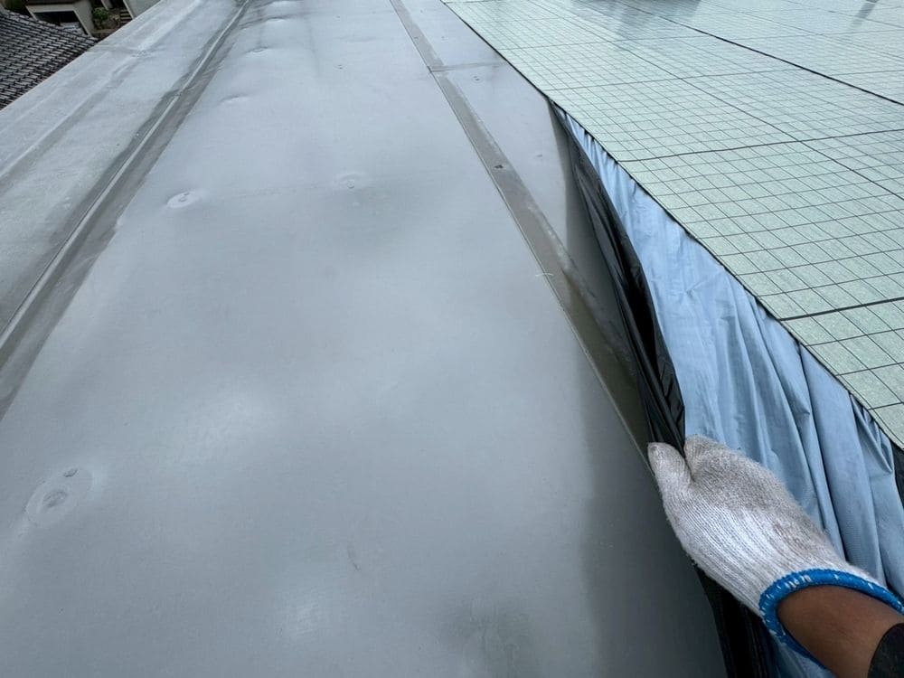 S様(橿原市桔梗が丘)_防水シート貼り (2) (1) 橿原市の防水工事をリペイント匠が施工した写真