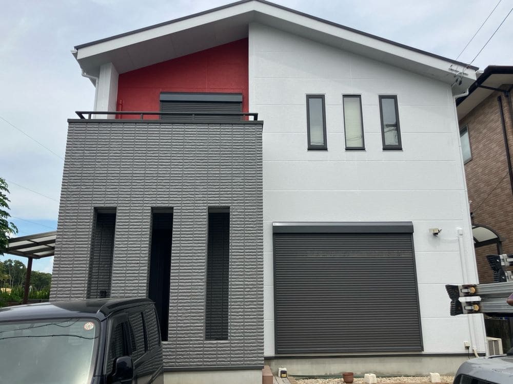 K様奈良市半田_施工後_外壁全体 (2) 奈良市の外壁塗装、屋根塗装、防水工事をリペイント匠が施工した写真