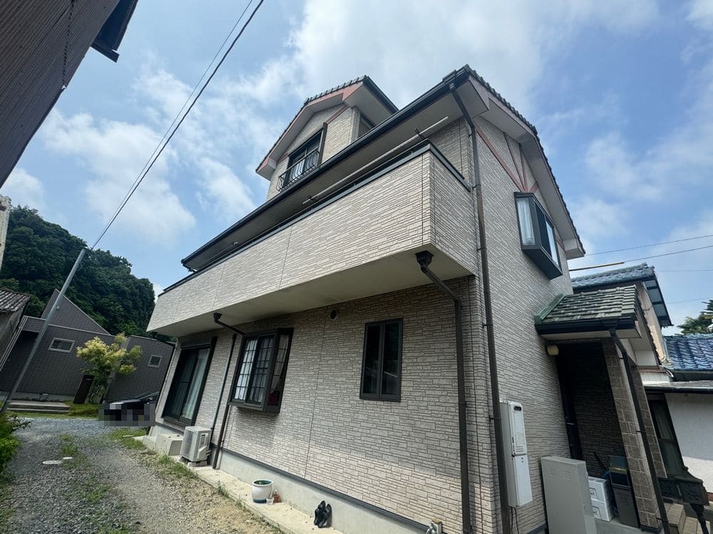 施工前_外壁全体 (3) 奈良市の外壁塗装と防水工事をリペイント匠が施工した写真