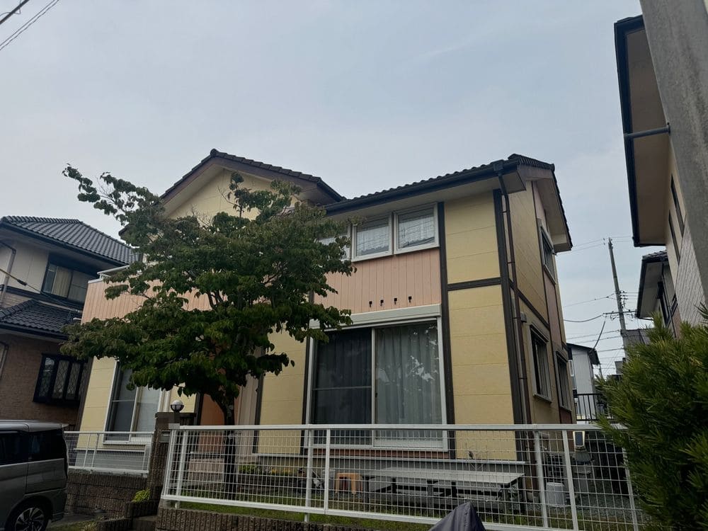 奈良市の外壁塗装、屋根塗装、防水工事をリペイント匠が施工した写真