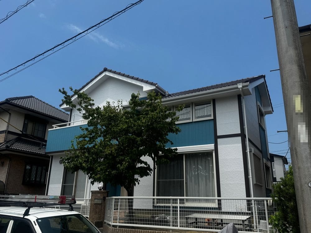 奈良市の外壁塗装、屋根塗装、防水工事をリペイント匠が施工した写真