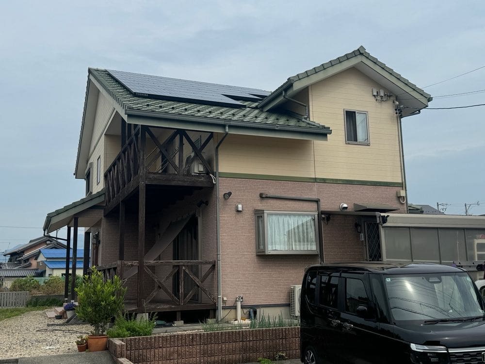 I様(奈良市員弁町)施工前_外壁全体 (3) 奈良市の外壁塗装をリペイント匠が施工した写真