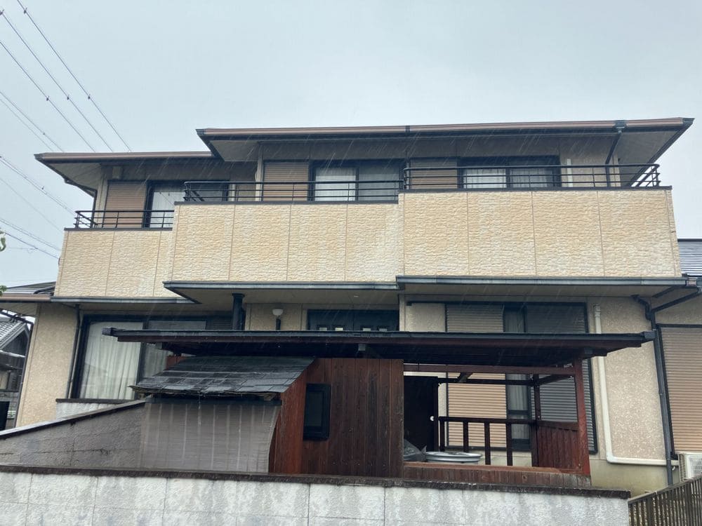 O様(奈良市)_施工前_外壁全体 奈良市の外壁塗装、屋根塗装をリペイント匠が施工した写真