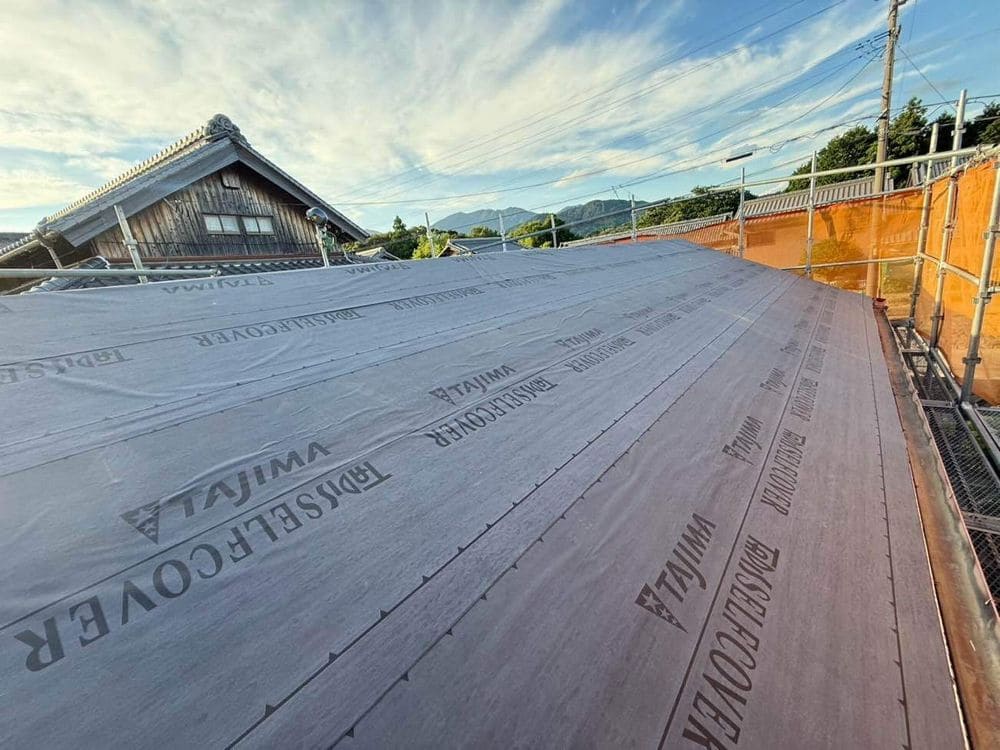 生駒市_M様_ルーフィング 生駒市の屋根工事をリペイント匠が施工した写真