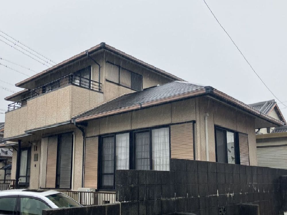 O様(津)施工前_外壁全体 (6) 奈良市の外壁塗装、屋根塗装をリペイント匠が施工した写真