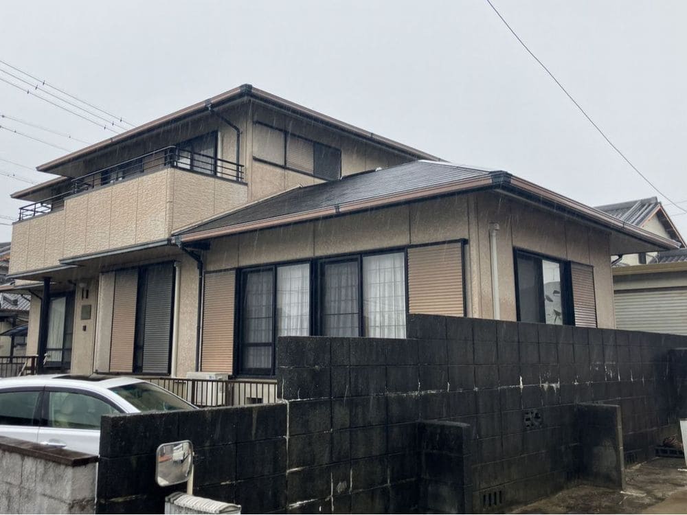 O様(奈良市)_施工前_外壁全体 (3) 奈良市の外壁塗装、屋根塗装をリペイント匠が施工した写真