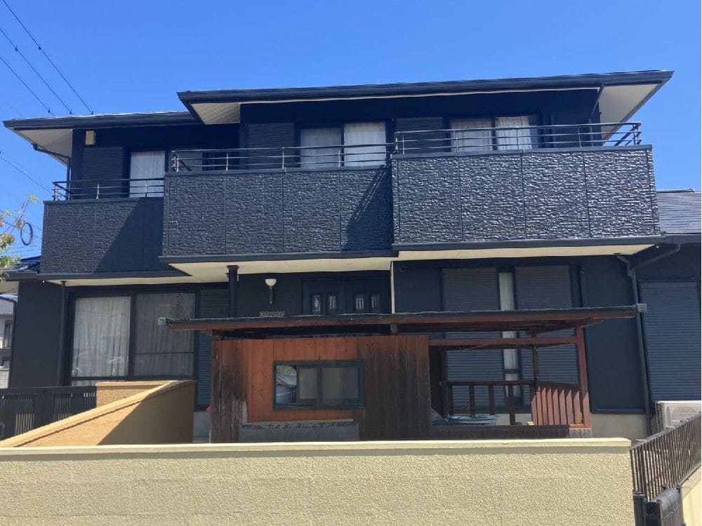 O様(津)施工後_外壁全体 奈良市の外壁塗装、屋根塗装をリペイント匠が施工した写真