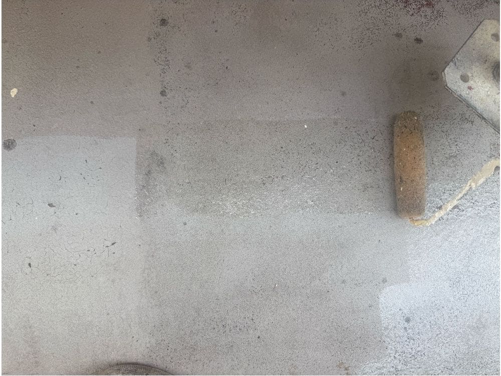 H様(津)防水(プライマー) 奈良市の外壁塗装、防水工事をリペイント匠が施工した写真