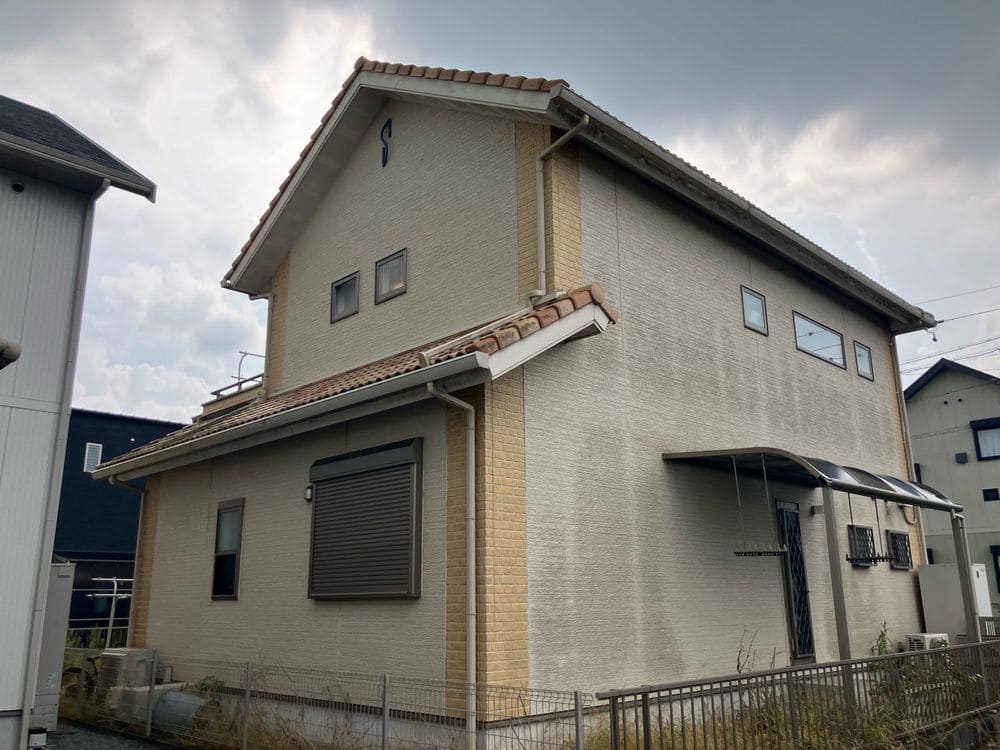 生駒市の外壁塗装をリペイント匠が施工した写真