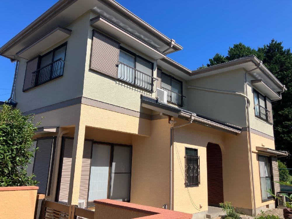 S様(津)施工後_外壁全体 (3) 奈良市の外壁塗装、屋根工事をリペイント匠が施工した写真
